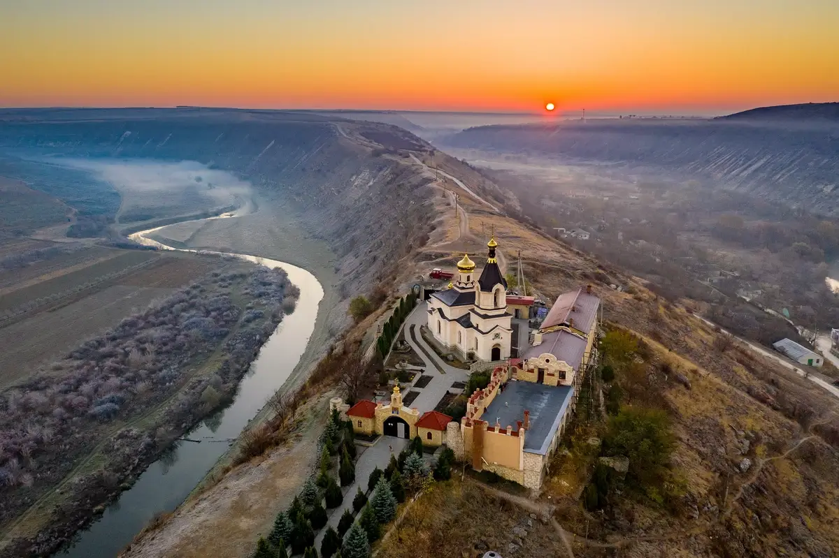 Moldova e-Visa Processing for Bangladesh, Malaysia & Gulf Countries